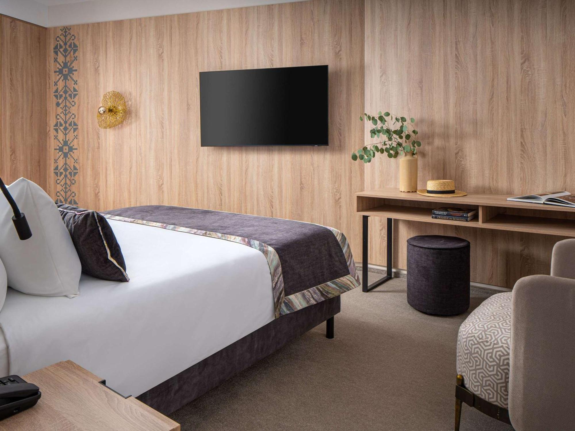 Mercure Conacul Cozieni