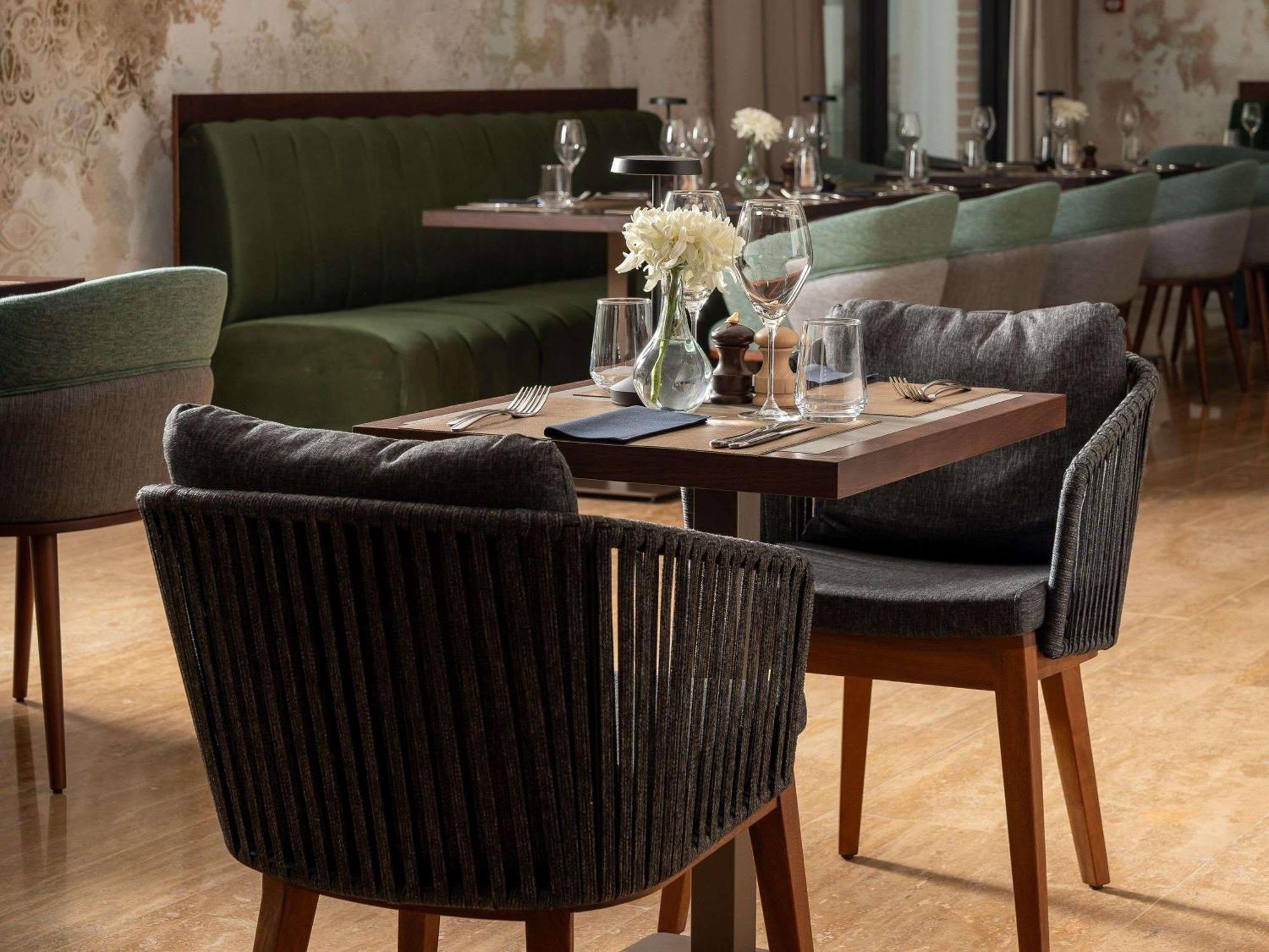 Mercure Conacul Cozieni
